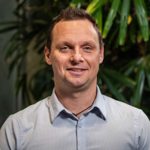 Dr. Simon Thebeault